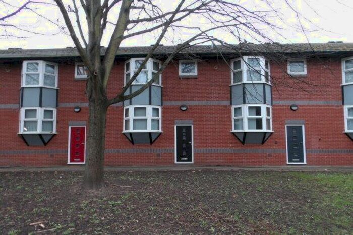 1 Bedroom Flat To Rent In Sunbourne Court, Nottingham, NG7