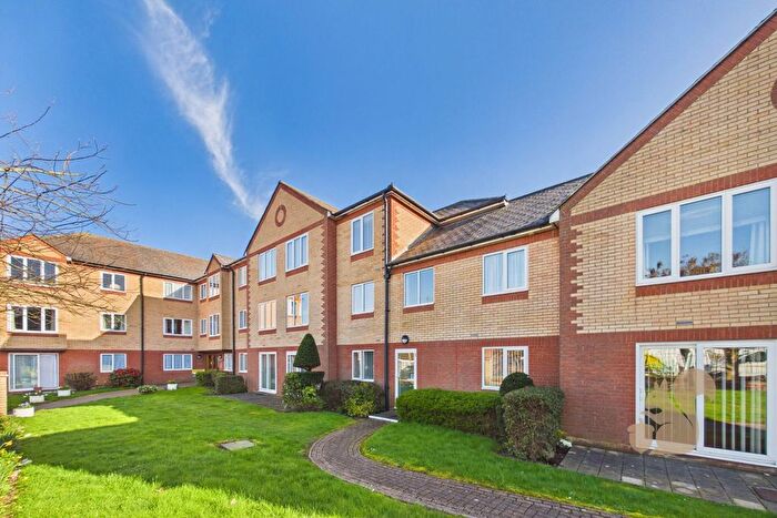 1 Bedroom Flat To Rent In Exeter Drive, Colchester, CO1