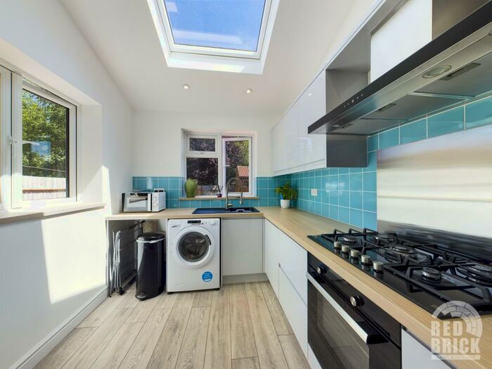 3 Bedroom Terraced House To Rent In Glendower Avenue, Coventry, West Midlands, CV5