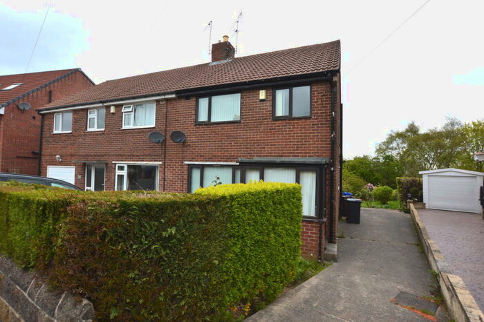 3 Bedroom Semi-Detached House To Rent In Quarry Vale Road, Gleadless, Sheffield, S12