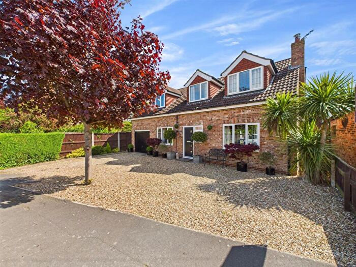 5 Bedroom Detached Bungalow For Sale In Churchill Road, North Somercotes, Louth, LN11