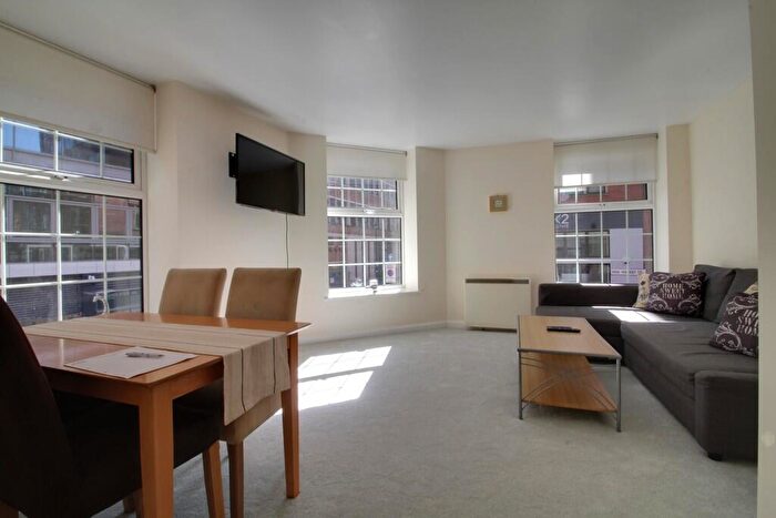 2 Bedroom Apartment To Rent In New Market Street, Birmingham City Centre, B3