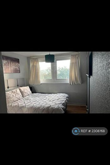 2 Bedroom Flat To Rent In Kendal Tower, Birmingham, B17