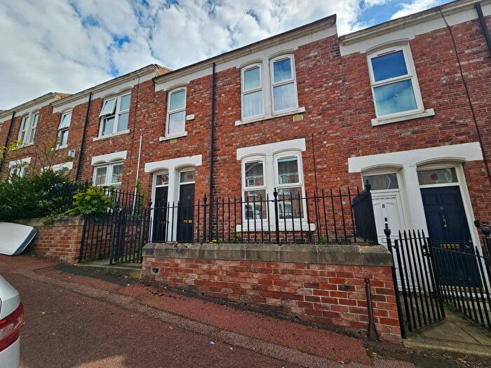 2 Bedroom Flat To Rent In Hyde Park Street, Gateshead, NE8