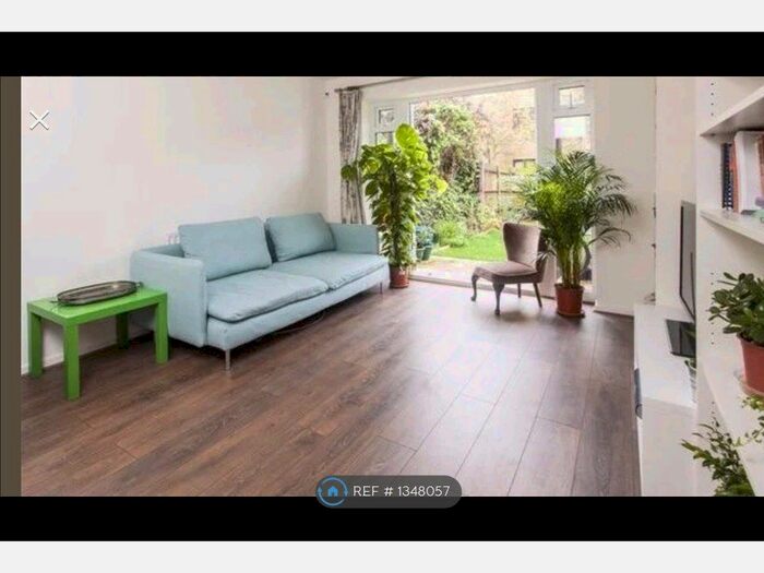 2 Bedroom Semi-Detached House To Rent In Chelsfield Gardens, London, SE26