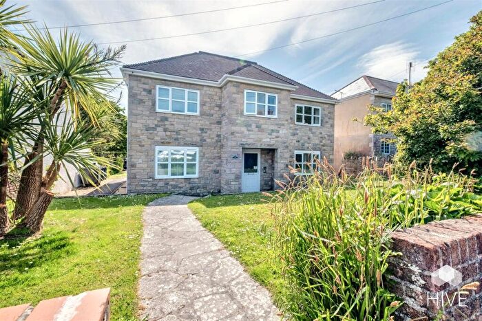 2 Bedroom Flat For Sale In Rabling Road, Swanage, BH19