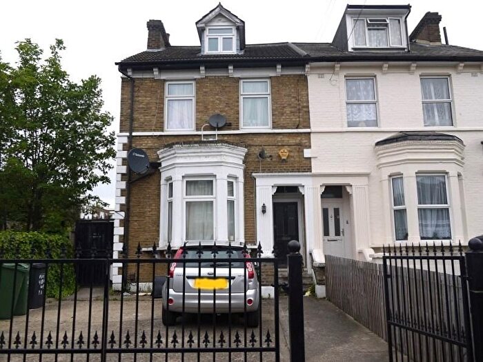 1 Bedroom Studio To Rent In Bulwer Road, London, E11