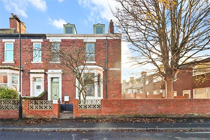 6 Bedroom Detached House For Sale In Norman Terrace, Wallsend, Tyne And Wear, NE28