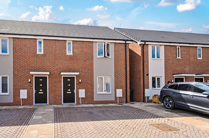3 Bedroom End Terrace House For Sale In Caddow Close, Dereham, Norfolk, NR19