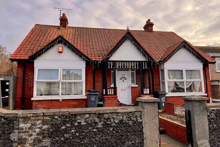3 Bedroom Bungalow To Rent In Hereson Road, Ramsgate CT11