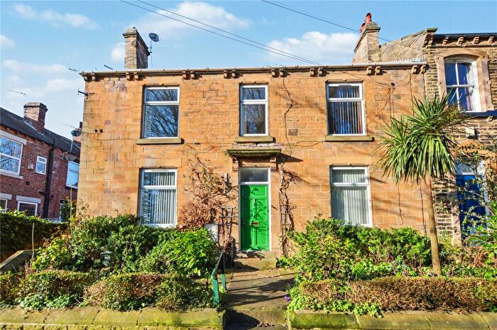 3 Bedroom Terraced House For Sale In The Paddock, Rothwell, Leeds, LS26