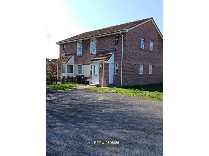 1 Bedroom Flat To Rent In Carlton Drive, Bridgwater, TA6