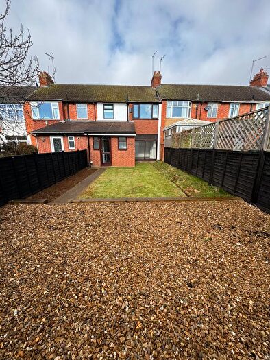 3 Bedroom Terraced House To Rent In The Drive, Northampton, NN1