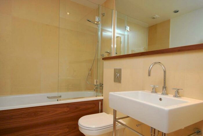 1 Bedroom Flat To Rent In Turnmill Street, Farringdon, London, EC1M