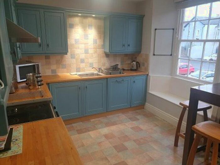 5 Bedroom Semi-Detached House To Rent In Bridge House, The Weint, Ulverston, LA12