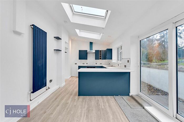 3 Bedroom Semi-detached House To Rent In Sylvan Way, Shirehampton, Bristol, BS9