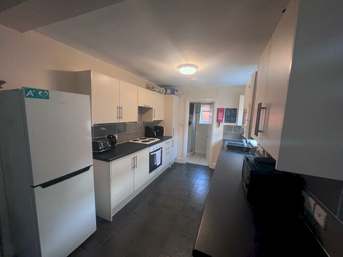 4 Bedroom Terraced House To Rent In Moor Street | Student House | /, LN1