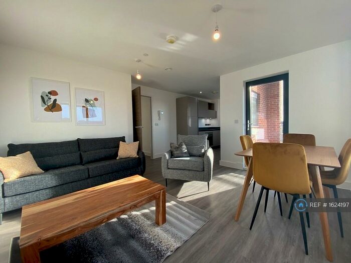 2 Bedroom Flat To Rent In Hurst Street, Liverpool, L1