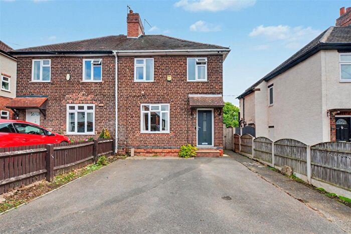 3 Bedroom Semi-Detached House For Sale In Cambridge Street, Spondon, DE21