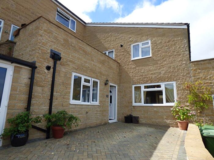 1 Bedroom Flat To Rent In Packsaddle Way, Frome, Somerset, BA11