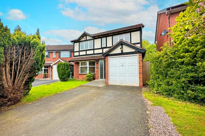 4 Bedroom Detached House To Rent In Blackberry Avenue, Hockley Heath, B94