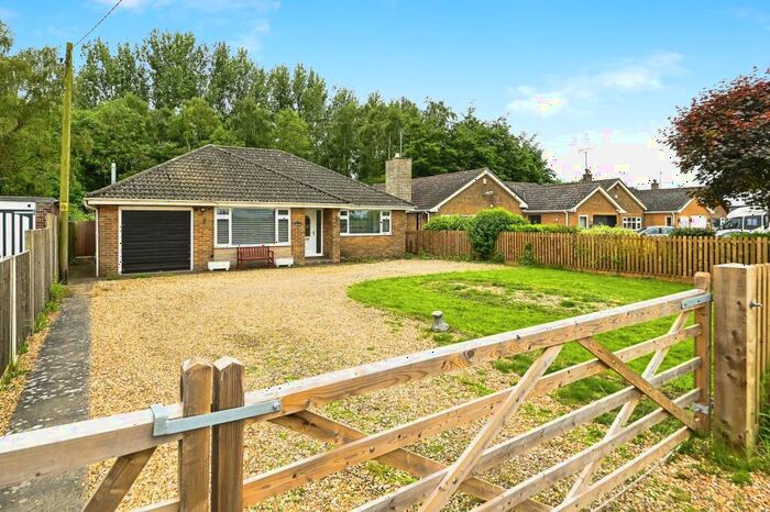 3 Bedroom Bungalow For Sale In Church Way, Tydd St. Mary, Wisbech, Lincolnshire, PE13
