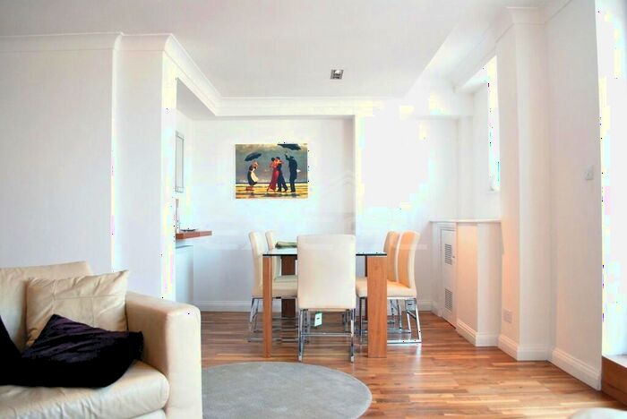 2 Bedroom Apartment To Rent In St Johns Wood Road, St Johns Wood, London, NW8