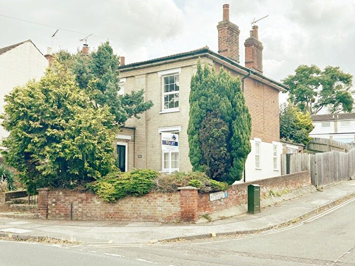 2 Bedroom Semi-Detached House To Rent In Woodbridge Road, Ipswich, Suffolk, IP4