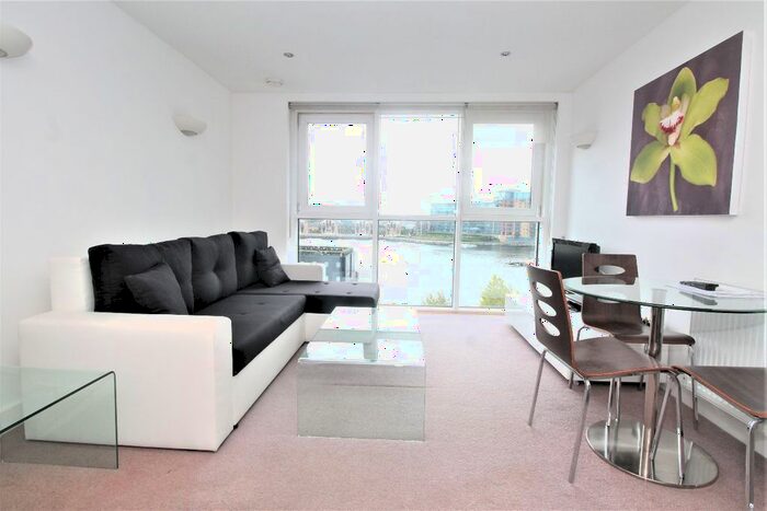 1 Bedroom Flat To Rent In Adriatic Apartment, Western Gateway, E16
