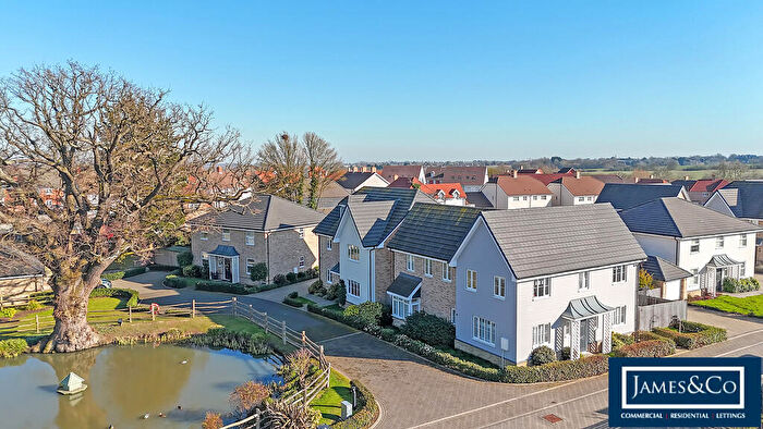 4 Bedroom Detached House For Sale In Oaklands Close, Dunmow, CM6