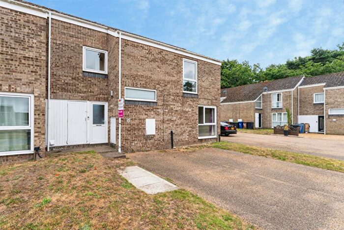 3 Bedroom End Of Terrace House To Rent In Myrtle Close, Raf Lakenheath, Brandon, IP27