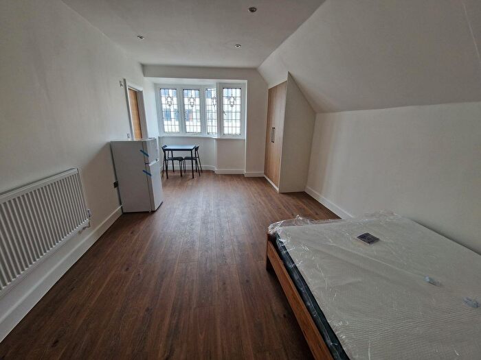 Property To Rent In Flat George Street, Luton, LU1