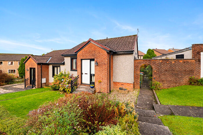 1 Bedroom Semi Detached House For Sale In Ballantrae Crescent, Newton Mearns, G77