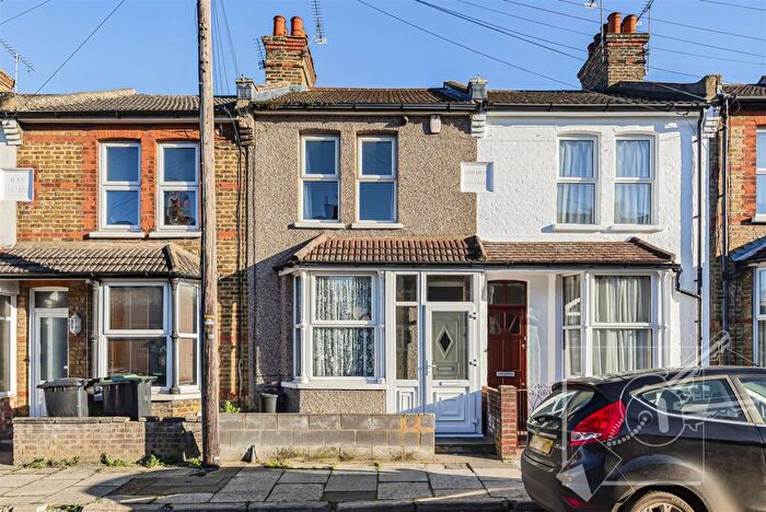 2 Bedroom Terraced House To Rent In Alfred Road, Gravesend, DA11