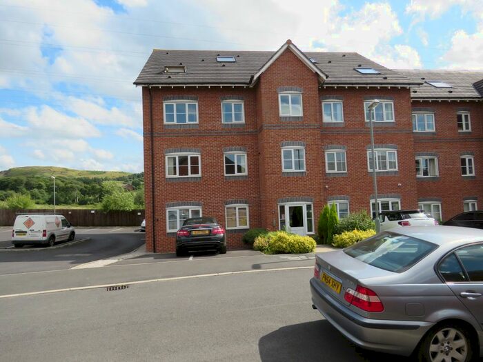 2 Bedroom Flat To Rent In Honeysuckle Court, Huncoat, Accrington, BB5