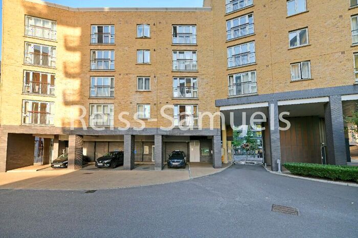 2 Bedroom Apartment To Rent In Franklin Building, Westferry Road, Canary Wharf, London, E14