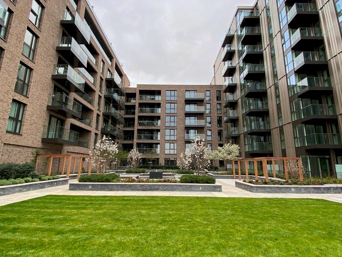 3 Bedroom Flat To Rent In Hartingtons Court, Coster Avenue, London, N4