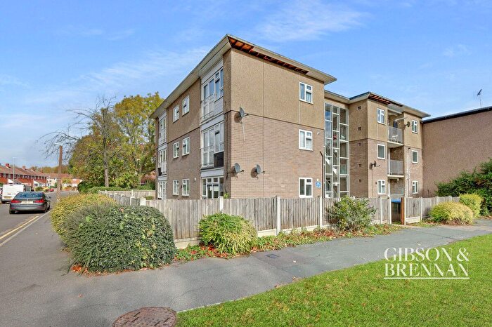 1 Bedroom Flat For Sale In Long Riding, Basildon, SS14