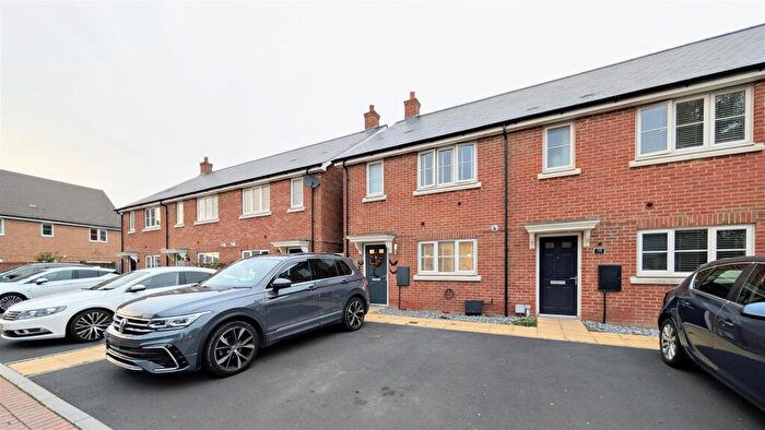 3 Bedroom End Of Terrace House For Sale In Manu Marble Way, Gloucester, GL1