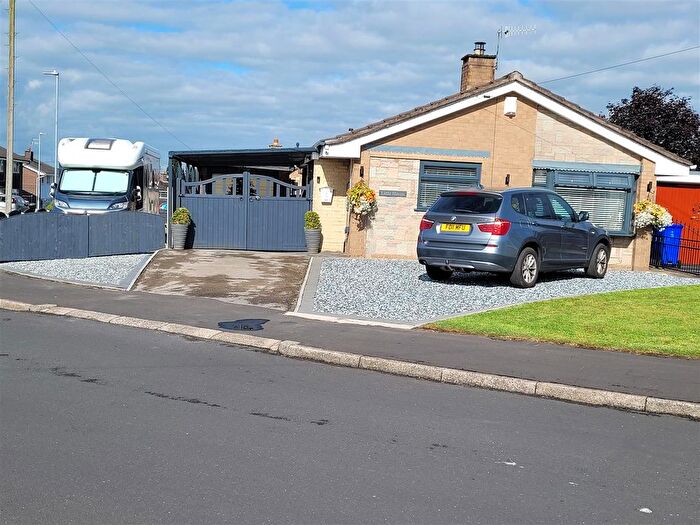 2 Bedroom Detached Bungalow For Sale In Thackeray Drive, Blurton, Stoke-On-Trent, ST3