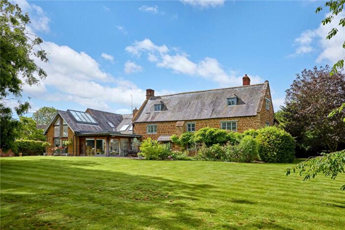 6 Bedroom Detached House For Sale In Main Street, Oxhill, Warwick, Warwickshire, CV35