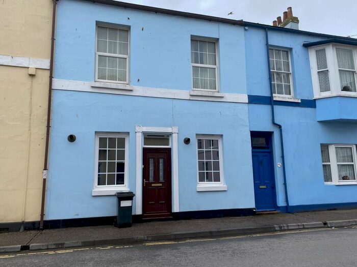 1 Bedroom Flat To Rent In Dawlish, EX7