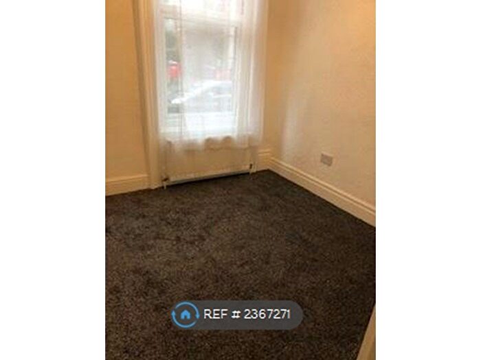 2 Bedroom Flat To Rent In Croxteth Grove, Liverpool, L8