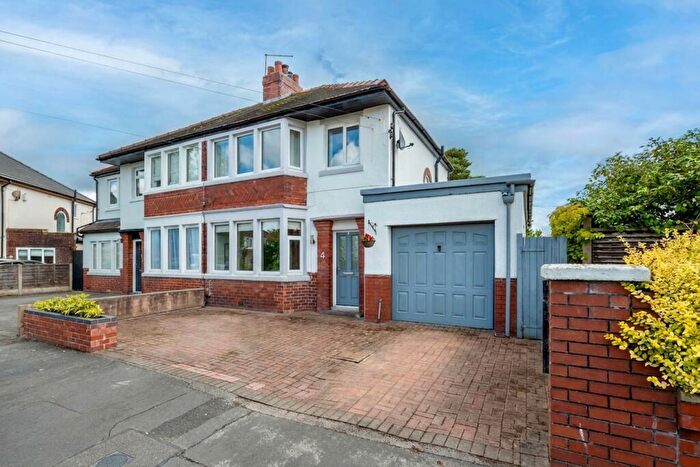 3 Bedroom Semi-Detached House For Sale In Cleveleys Avenue, Fulwood, PR2