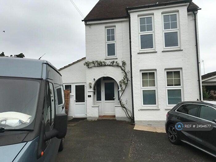 Studio To Rent In Long Rede Lane, Barming, Maidstone, ME16