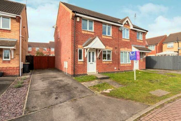 3 Bedroom Semi-Detached House To Rent In The Hawthorns, Kirkby-In-Ashfield, NG17