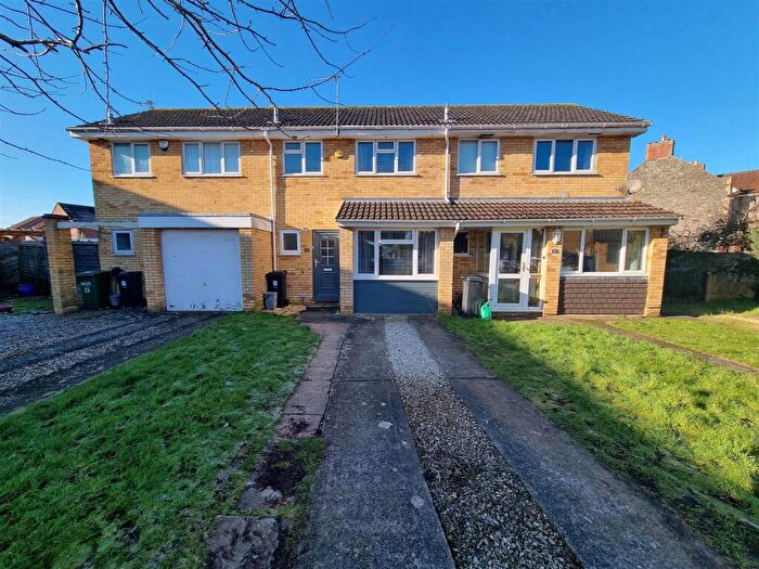 2 Bedroom Terraced House To Rent In Noble Avenue, North Common, BS30