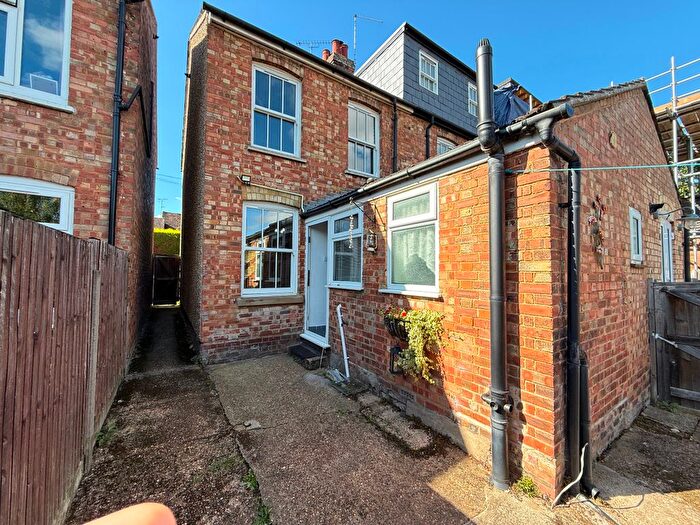 2 Bedroom Property To Rent In Folly Path, Hitchin, SG4