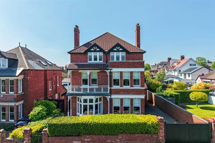7 Bedroom Detached House For Sale In Lower Cwrt-Y-Vil Road, Penarth, CF64