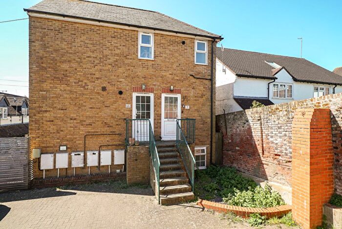 1 Bedroom Flat For Sale In Figtree Hill, Hemel Hempstead, HP2